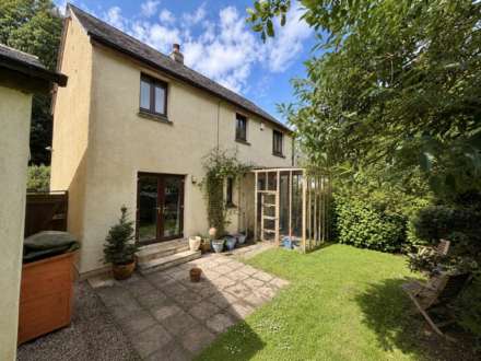 Property For Sale New Orchard, South Brent