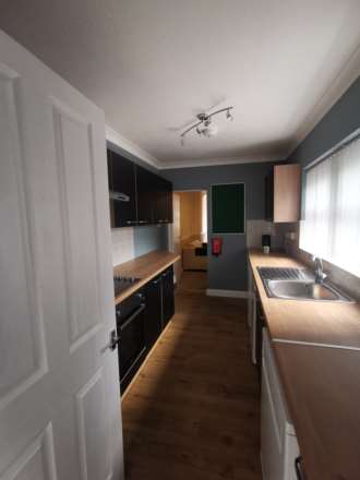 Cardigan Road, Reading, Image 1