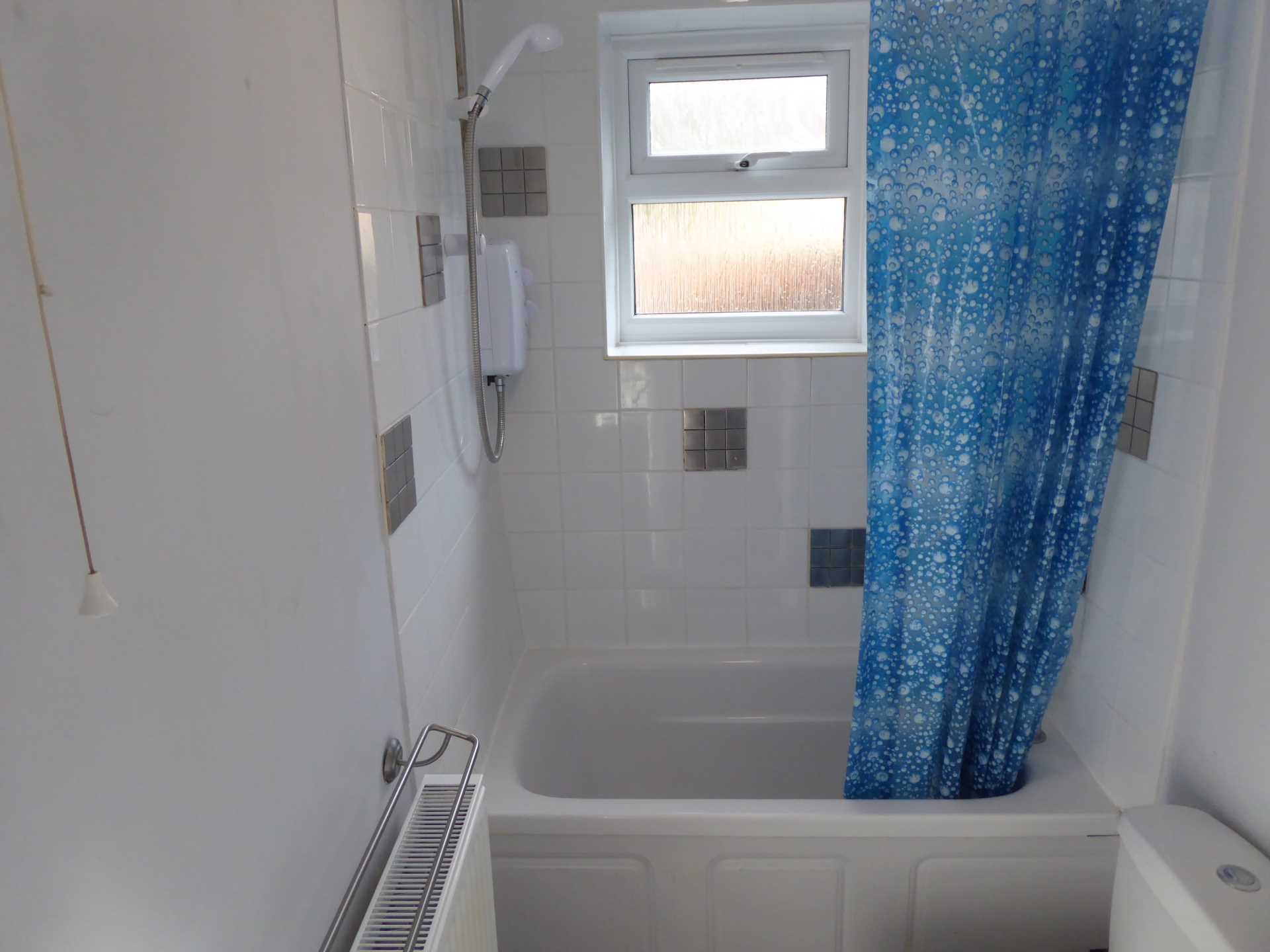 Tuns Hill Cottages, Reading, Image 10