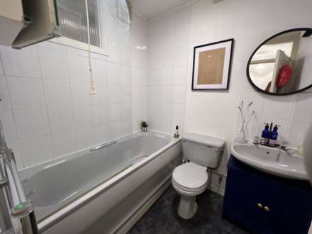 Alexandra Road, Reading, Image 11