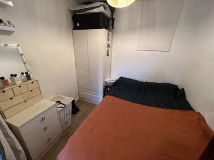 Alexandra Road, Reading, Image 4