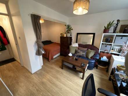 Alexandra Road, Reading, Image 6