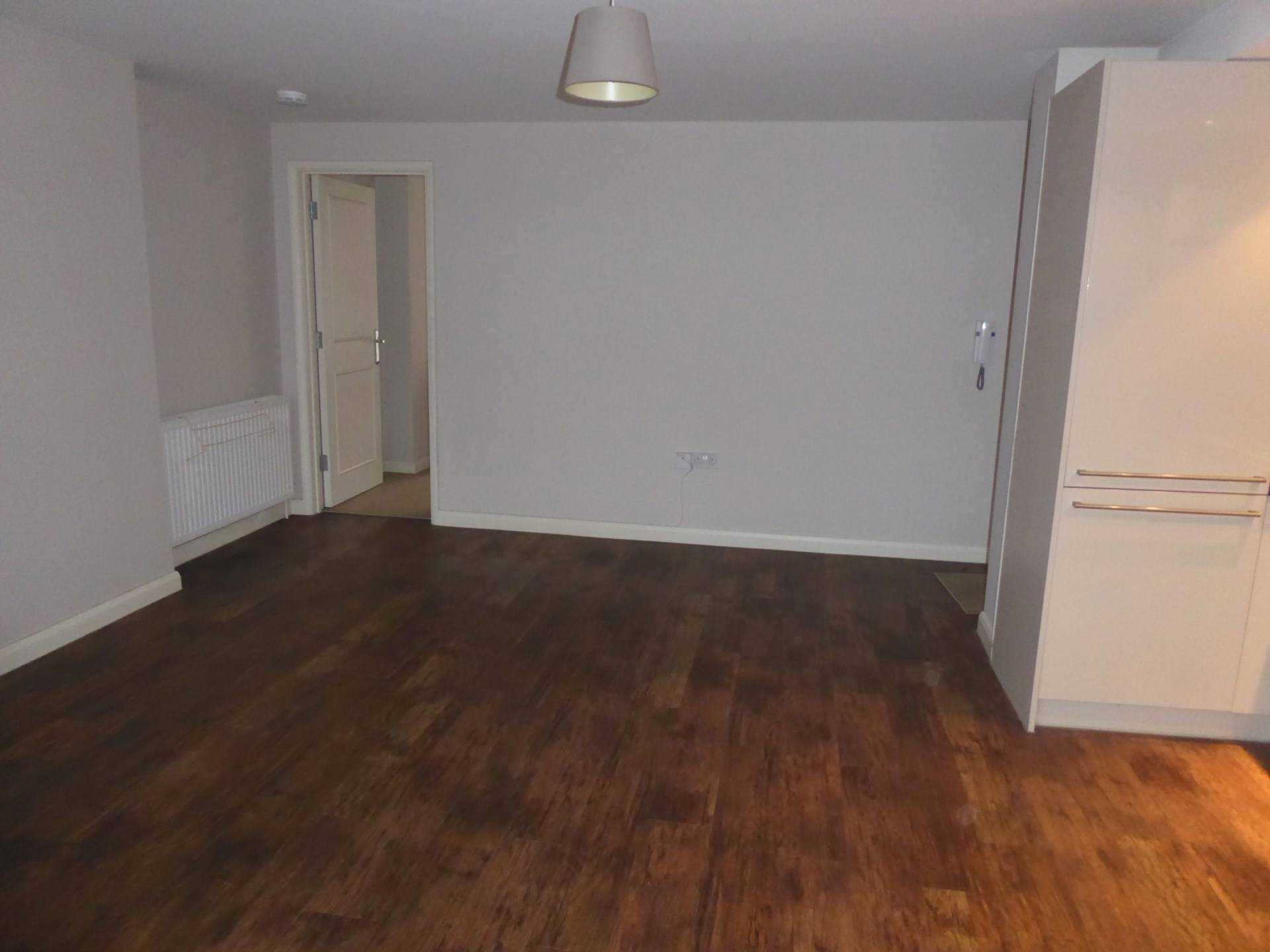 Aviator Place, 112 Crescent Road, Image 6