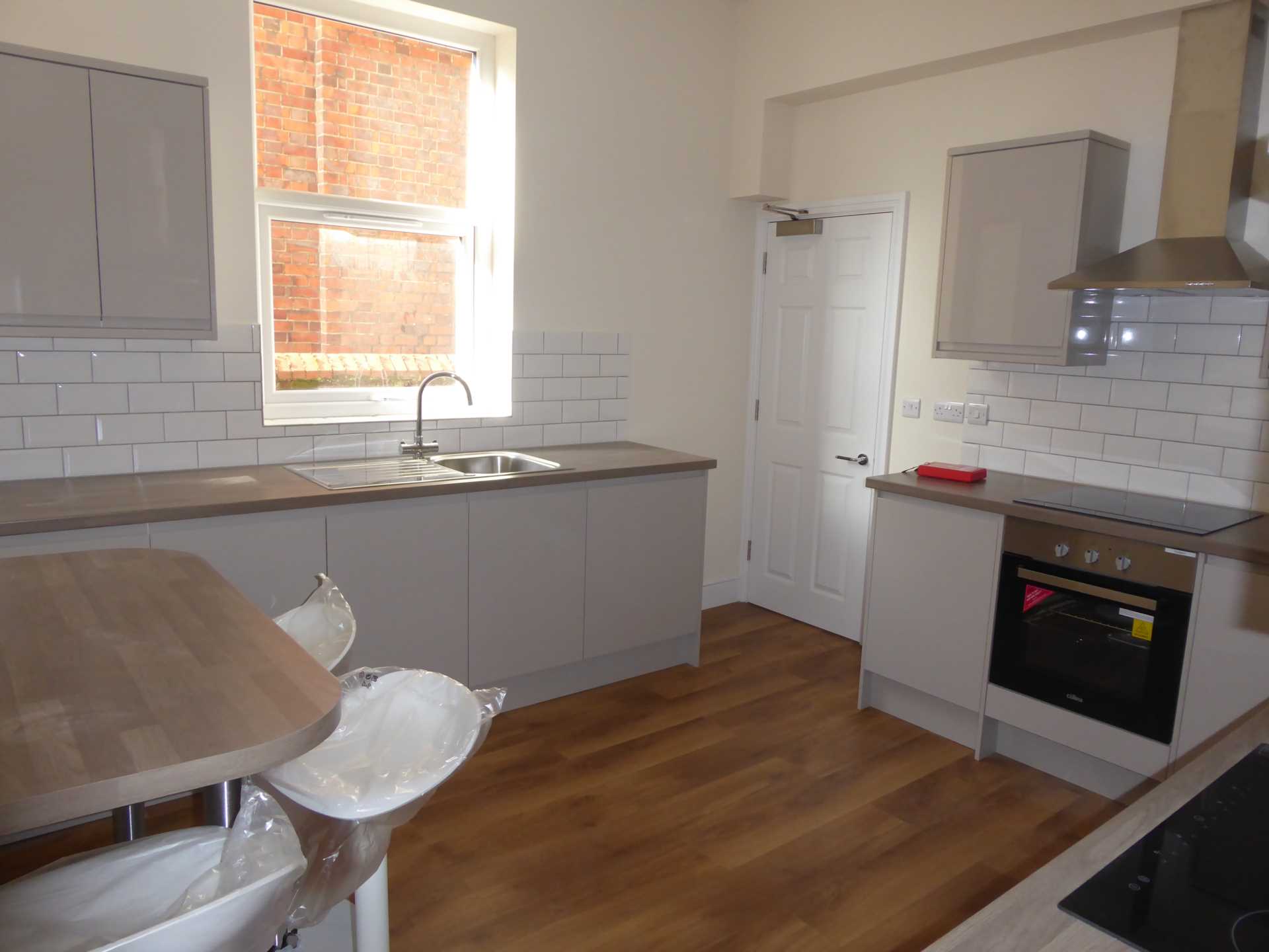 London Road, Reading, Image 5