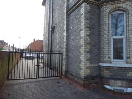 London Road, Reading, Image 8