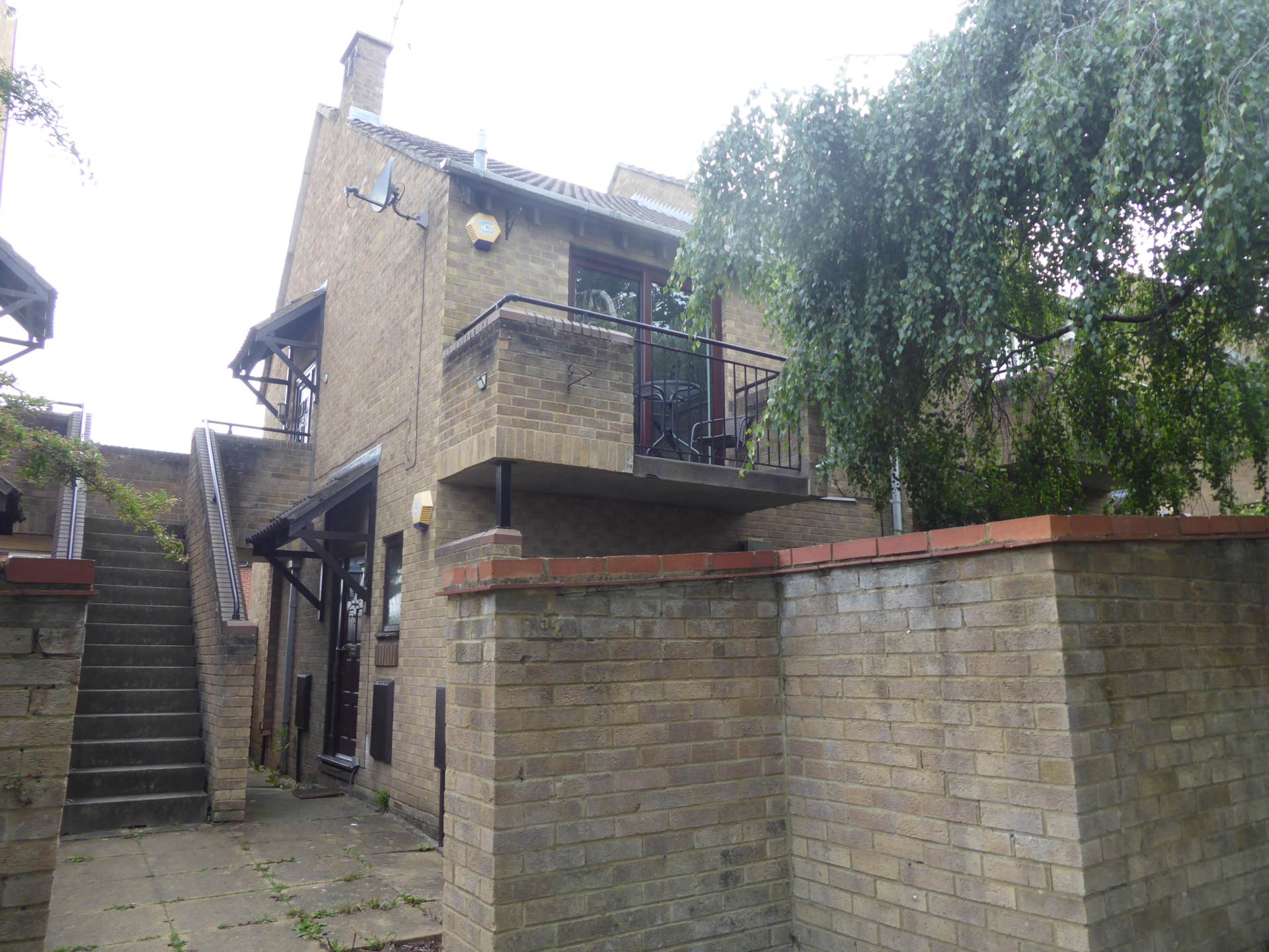 Maiden Place, Lower Earley, Image 1