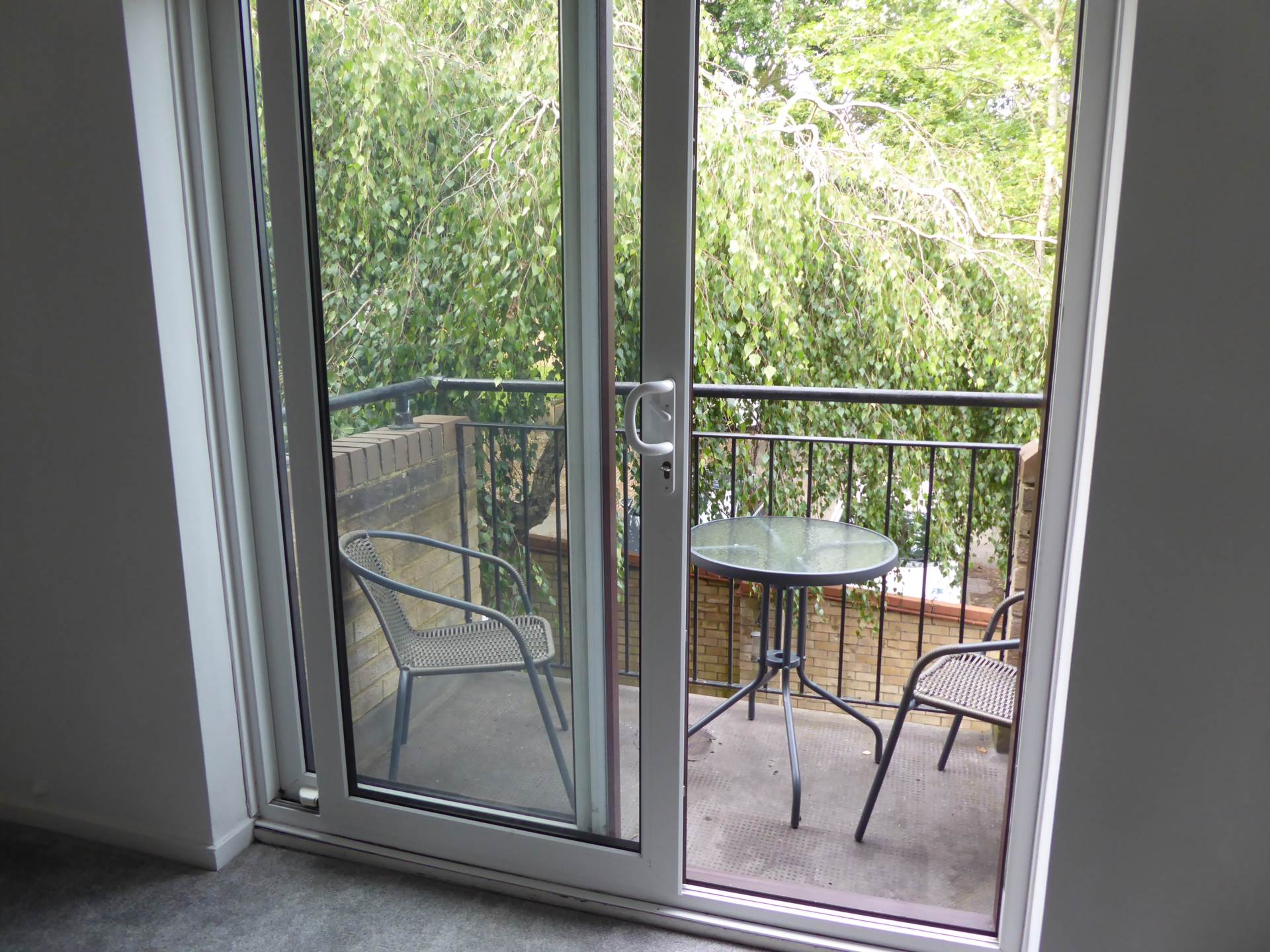Maiden Place, Lower Earley, Image 4