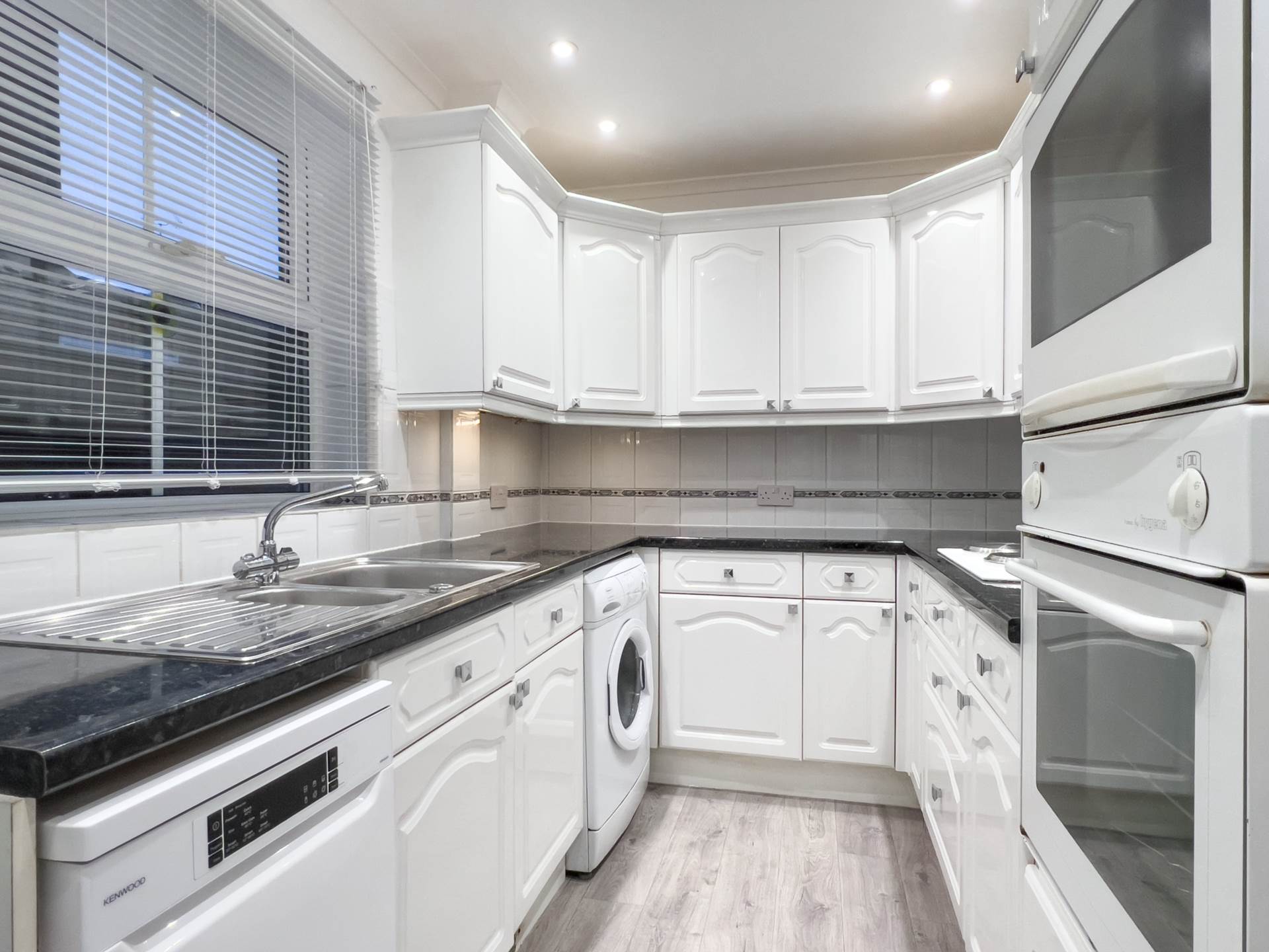Swansea Road, Reading, Image 10
