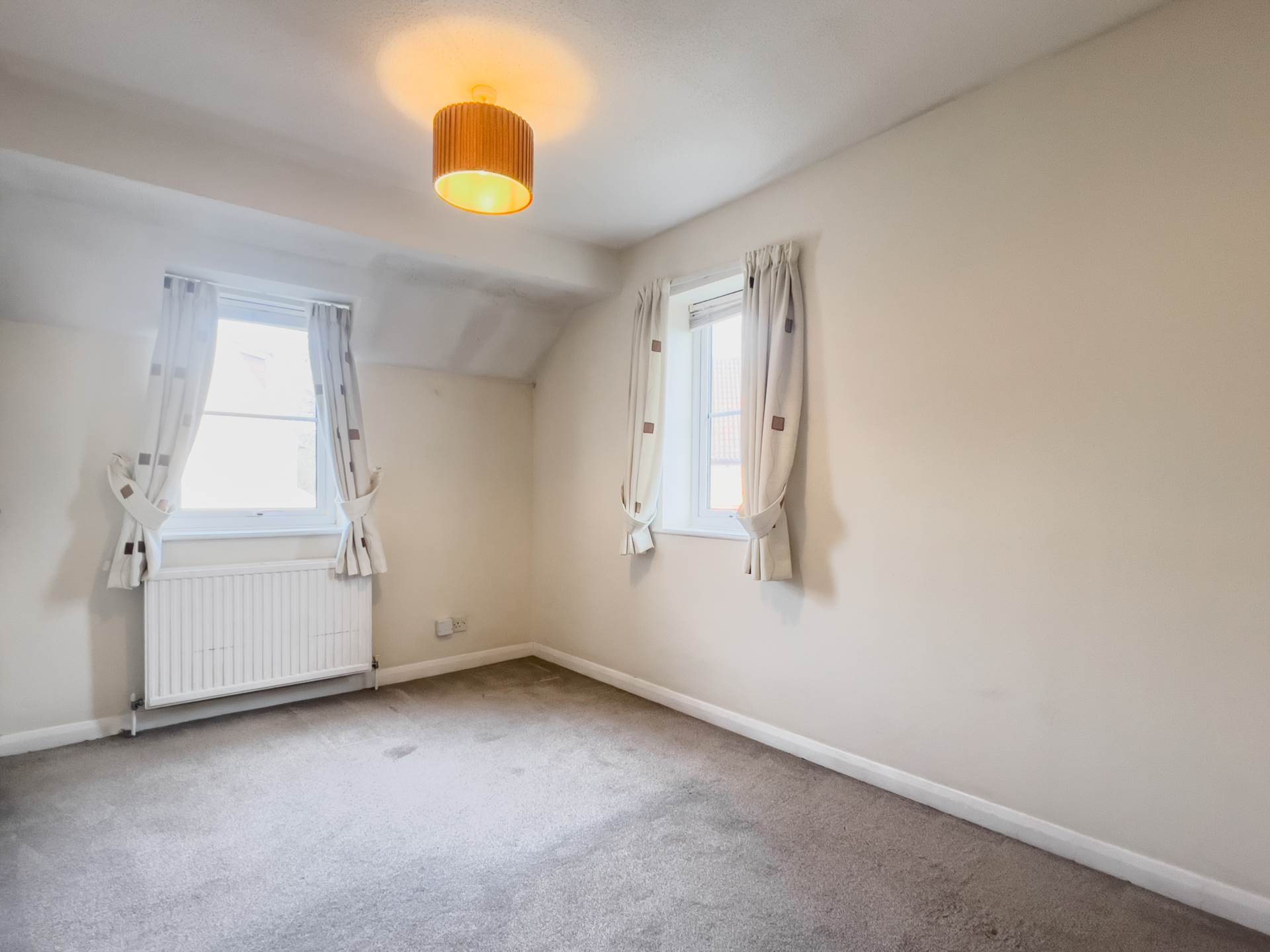 Sharpthorpe Close, Reading, Image 10