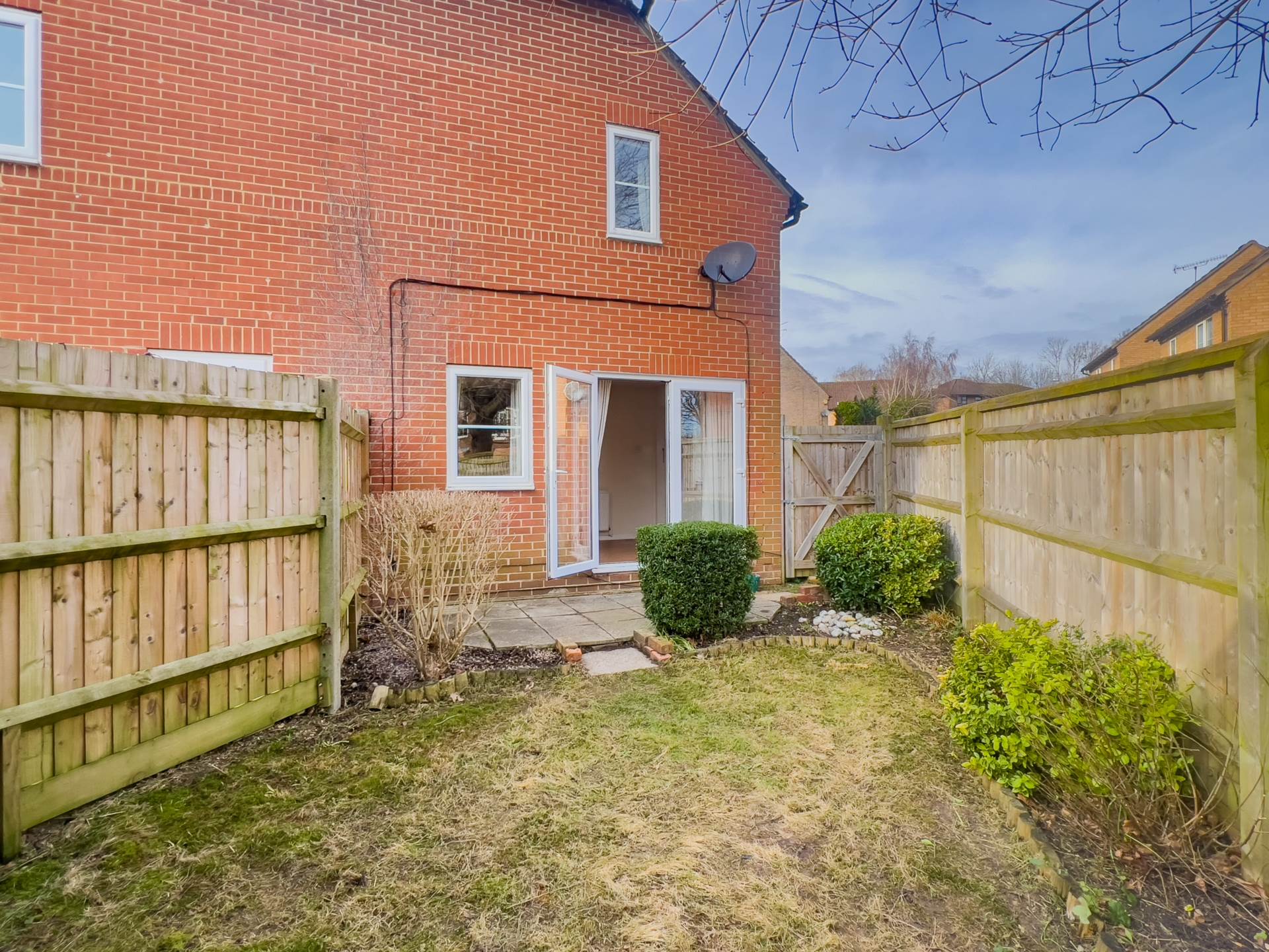 Sharpthorpe Close, Reading, Image 5