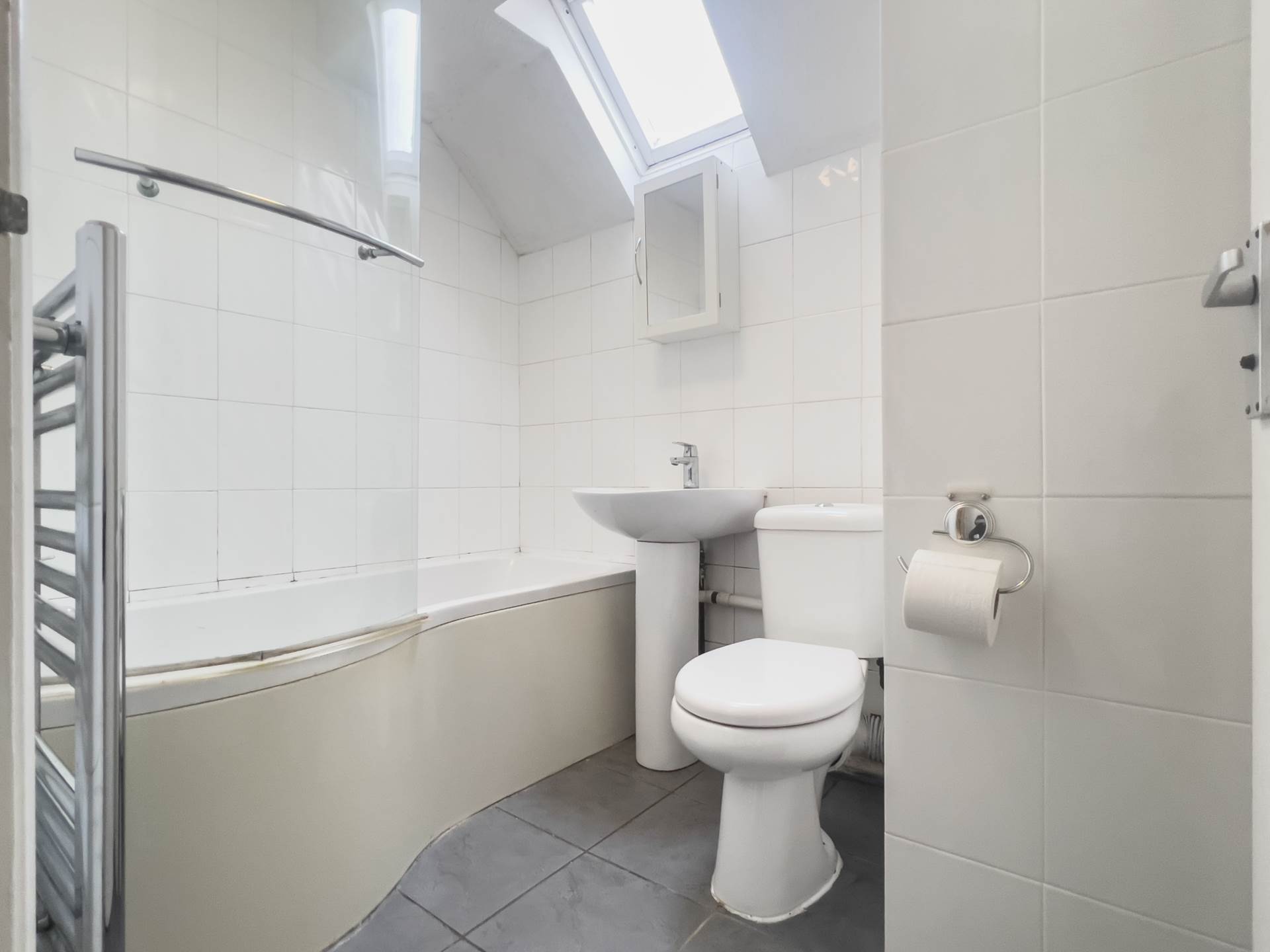 Sharpthorpe Close, Reading, Image 9