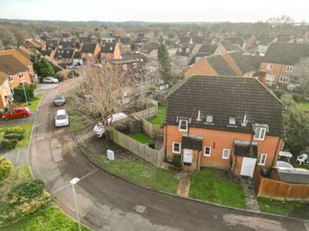 Property For Sale Sharpthorpe Close, Reading
