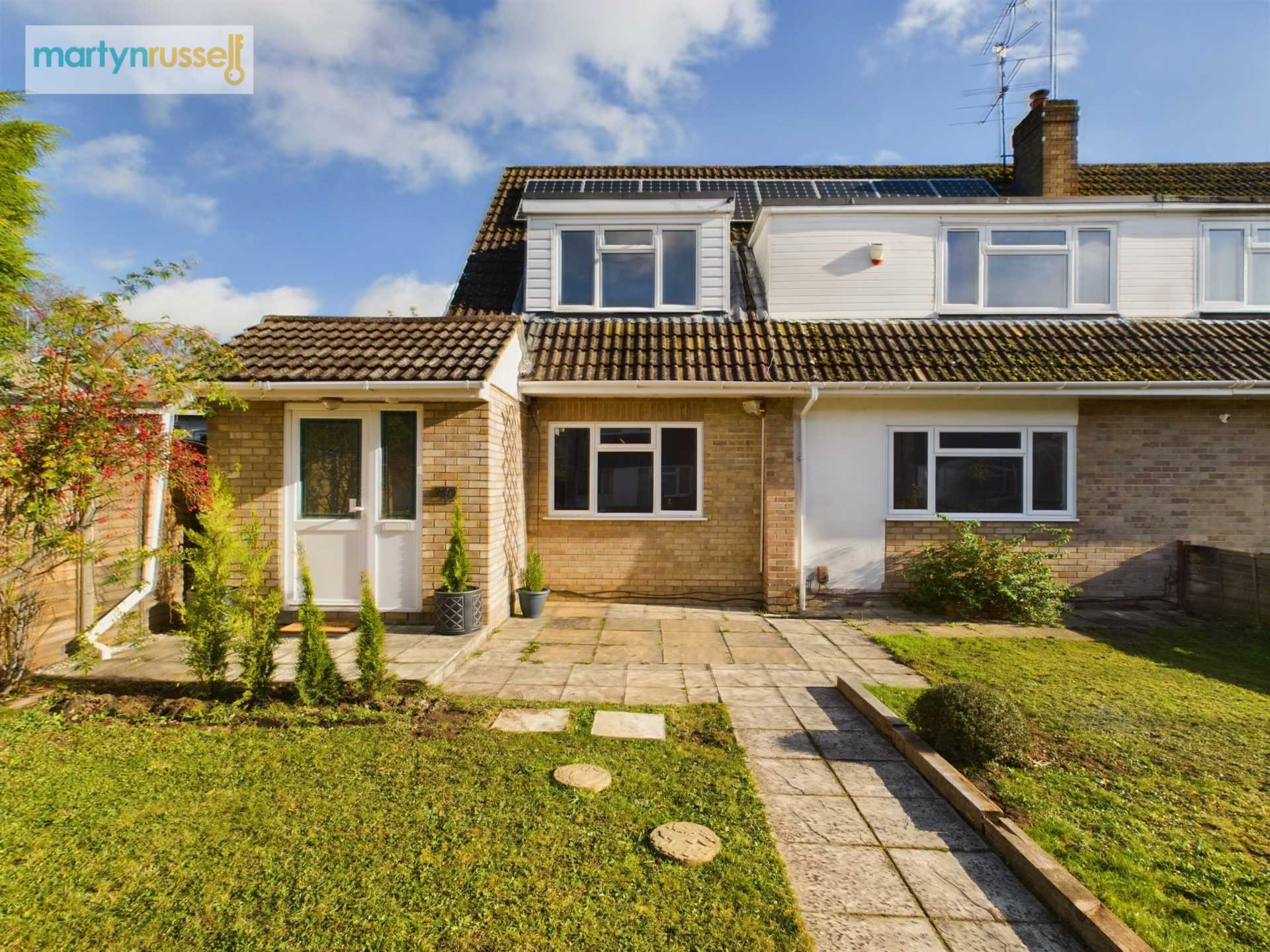 Kingfisher Drive, Reading, Image 1