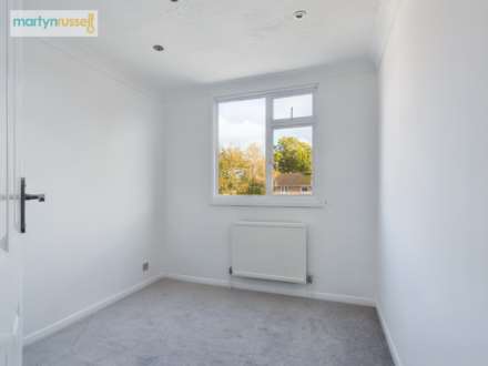 Kingfisher Drive, Reading, Image 13