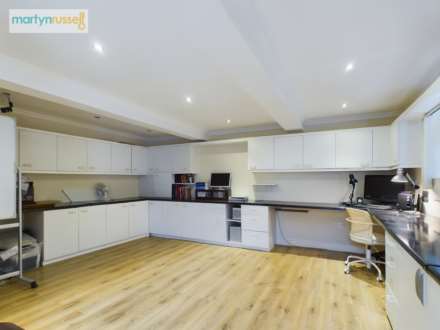 Kingfisher Drive, Reading, Image 21