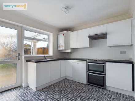 Kingfisher Drive, Reading, Image 3