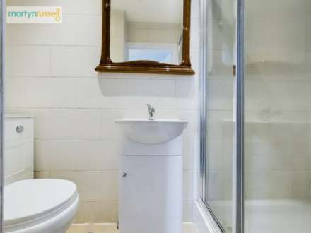 Kingfisher Drive, Reading, Image 8