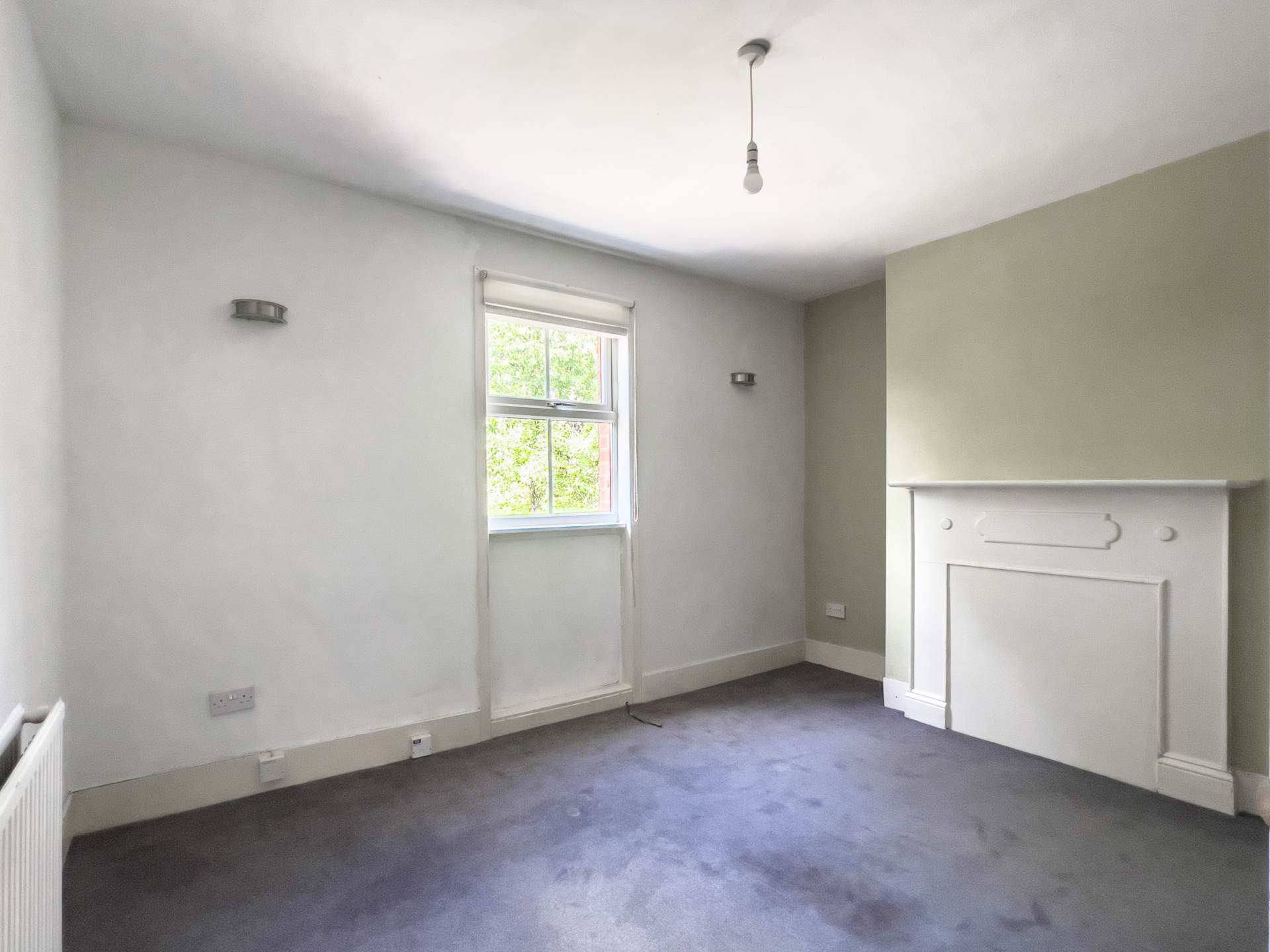 Elgar Road, Reading, Image 5