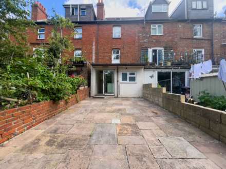 Elgar Road, Reading, Image 17