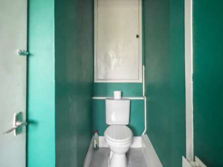 Elgar Road, Reading, Image 8