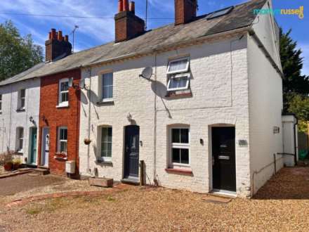 3 Bedroom House, Mount Pleasant, Wokingham