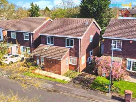 5 Bedroom Detached, Delane Drive, Winnersh