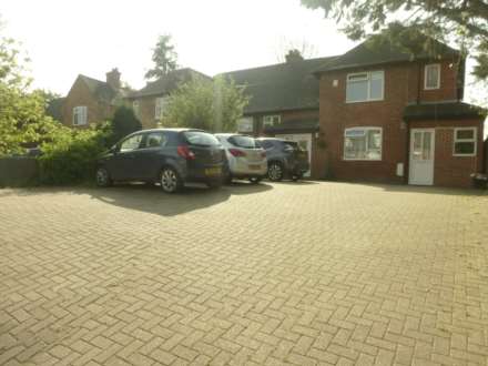 Barkham Road, Wokingham, Image 5