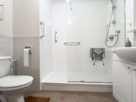 Northcourt Avenue, Reading, Image 7