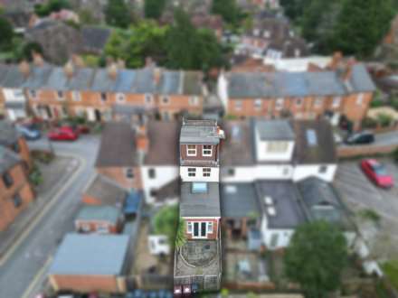 Tuns Hill Cottages, Reading, Image 22