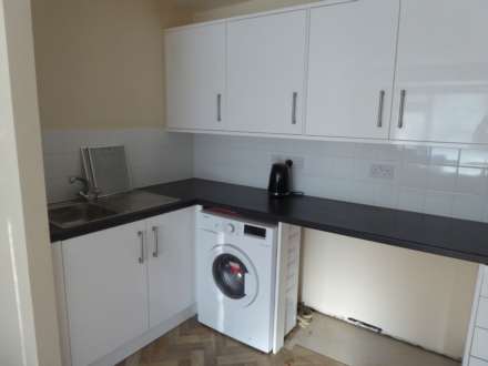 Hill Brow, Shinfield, Image 2