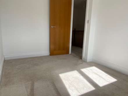 Elm Road, Reading, Image 16
