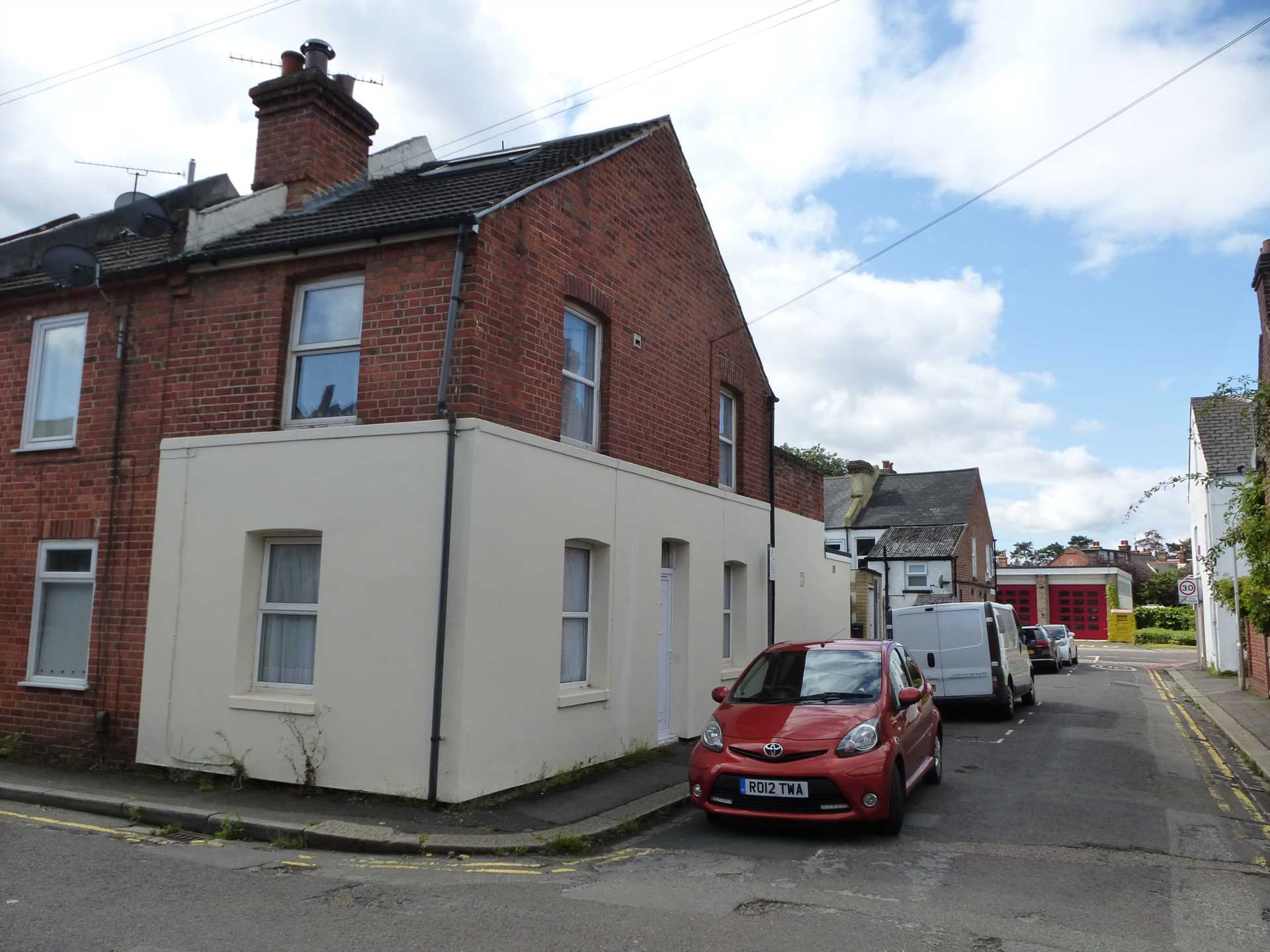 Tuns Hill Cottages, Earley, Image 1