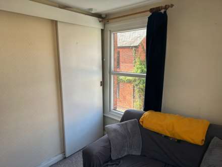 Tuns Hill Cottages, Earley, Image 5