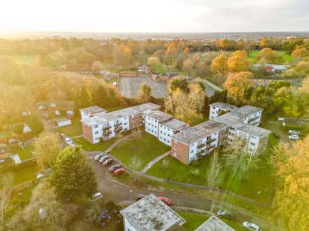 Leighton Court, Earley, Image 9