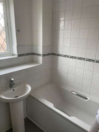 Ilfracombe Way, Lower Earley, Image 11