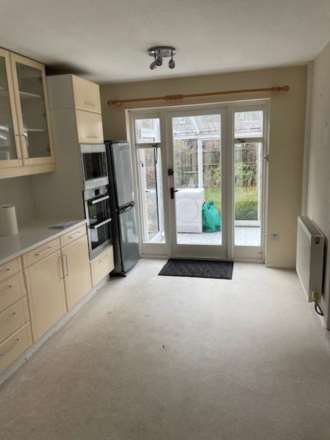 Ilfracombe Way, Lower Earley, Image 5