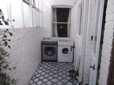 Blenheim Gardens, Reading, Image 9