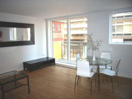 Merchants Place, Reading, Image 2