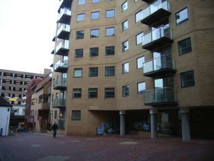 Merchants Place, Reading, Image 8