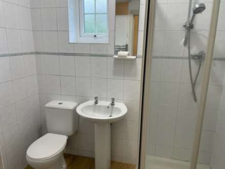 Wokingham Road, Reading, Image 5