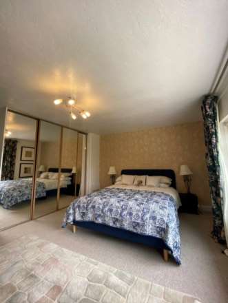 Shinfield Road, Reading, Image 1