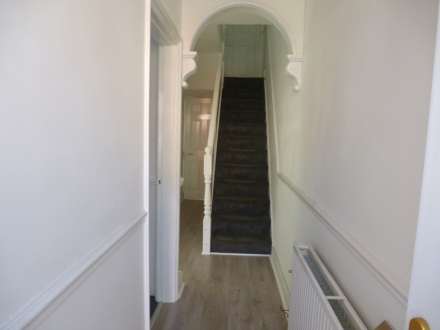 Blenheim Road, Reading, Image 2