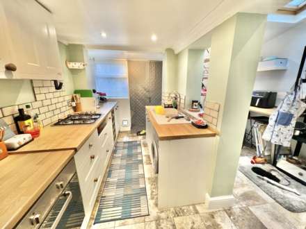 Wellesley Road, Brentwood, Image 4