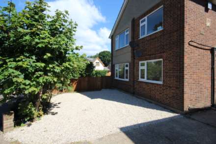 Crescent Road, Brentwood, Image 2