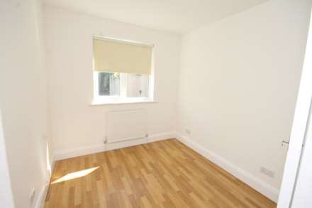 Crescent Road, Brentwood, Image 5