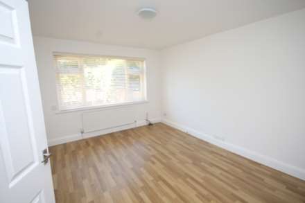 Crescent Road, Brentwood, Image 6