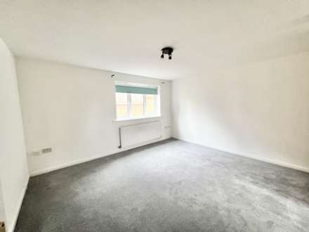 Nightingale Crescent, Harold Wood, Image 2