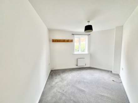 Nightingale Crescent, Harold Wood, Image 4