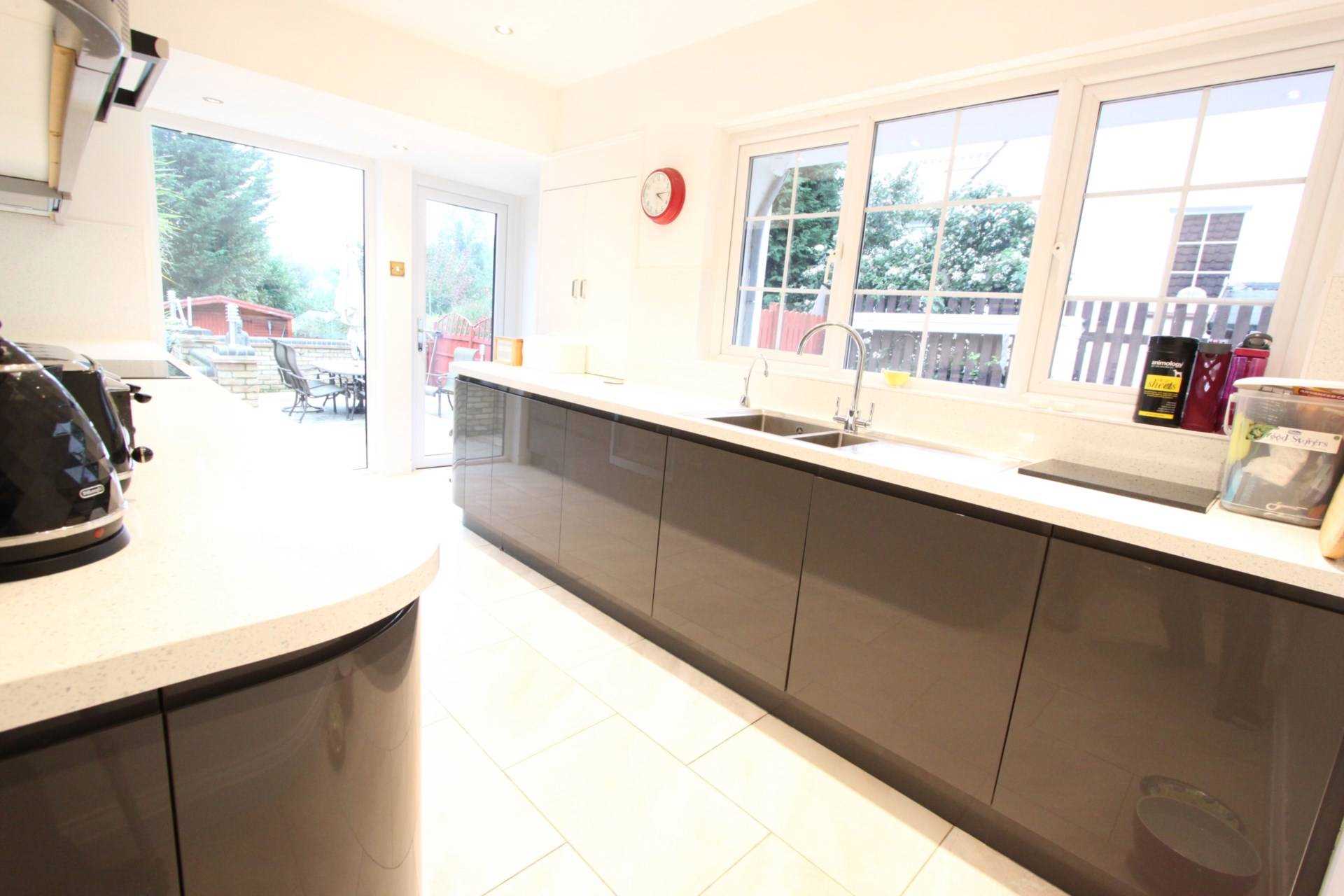 South Weald Road, Homesteads Private Estate, Image 6