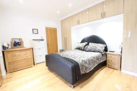 South Weald Road, Homesteads Private Estate, Image 12
